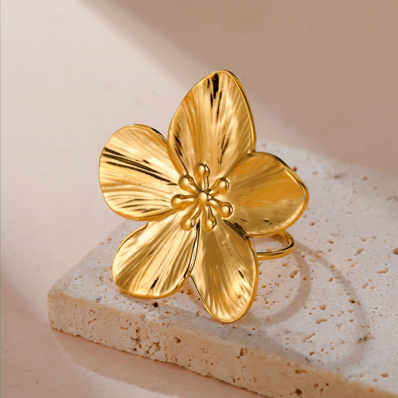 Bague Fleur&nbsp; « FLORENCE » – Solaire &amp; Sculptée